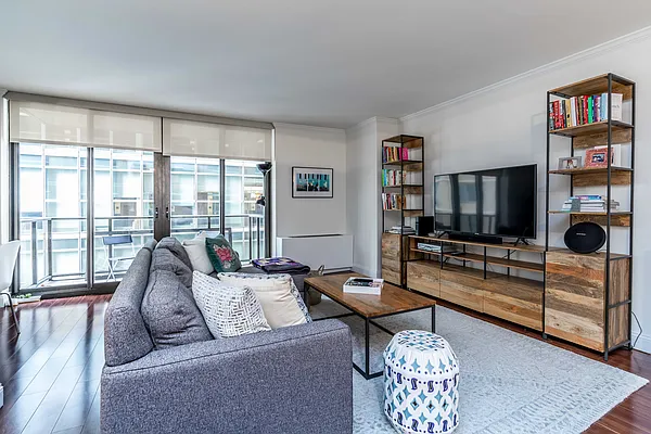 Sold by Keller Williams Realty Landmark II | media 27