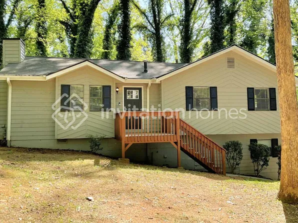 1023 Lakewood Dr, Marietta, GA 30066