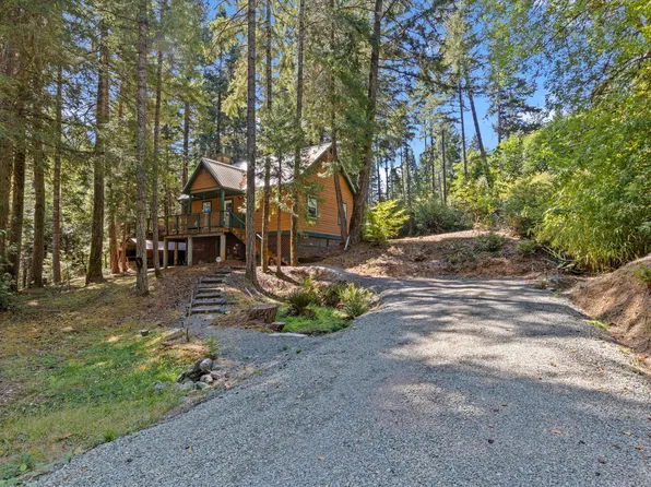 549 7th St, Glendale, OR 97442