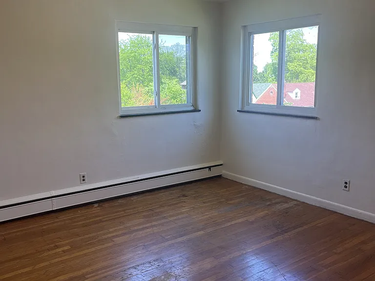 910 Cherry Dr — Photo 26