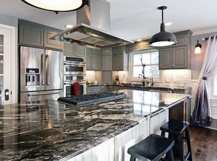 14848 Kral Rd, Minnetonka, MN 55345