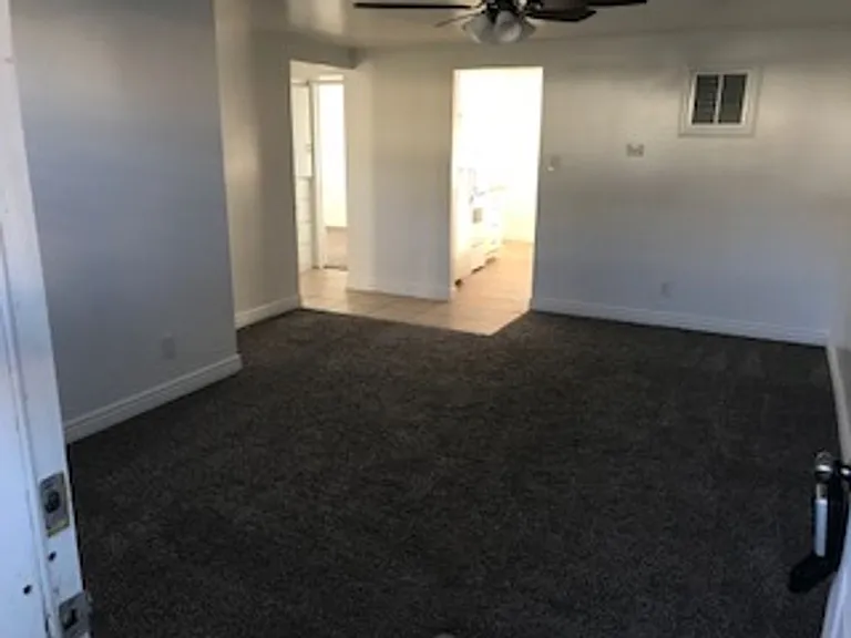 511 N 200 E — Photo 2