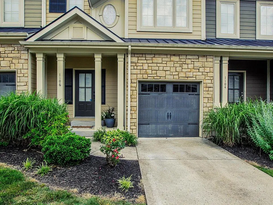 1106 Woodbury Falls Ct