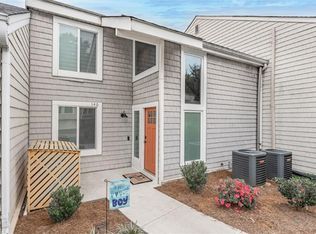 140 Golfview Dr, Advance, NC 27006