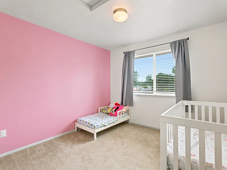 3815 184th St E — Photo 15