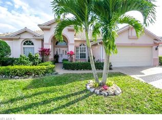 7533 Citrus Hill Ln, Naples, FL 34109