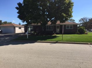 7459 Beloit Ave, Bridgeview, IL 60455