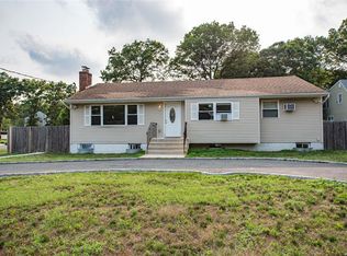 124 Horseblock Rd, Centereach, NY 11720