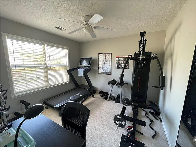 8960 Friarbridge Dr — Photo 17