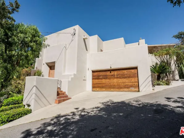 10206 Cielo Dr, Beverly Hills, CA 90210
