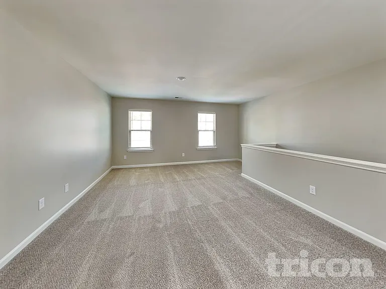 138 Spring Knoll Dr — Photo 15
