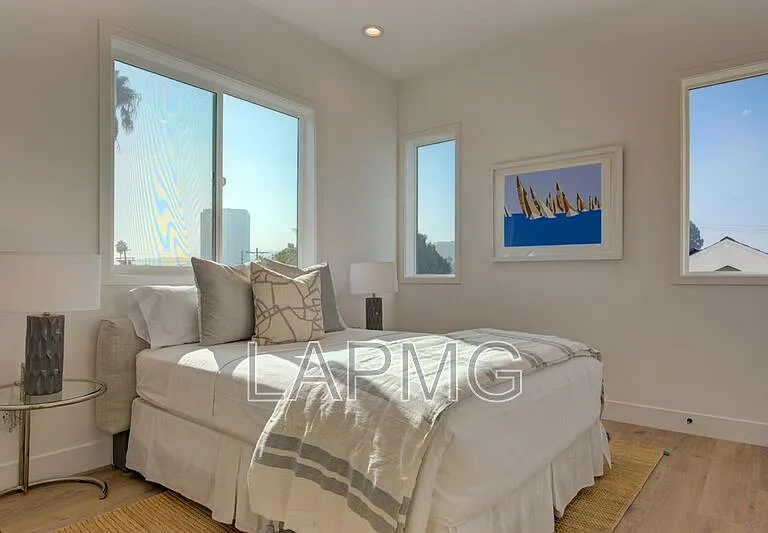 6018 Comey Ave — Photo 18