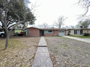 518 Cicero Dr, San Antonio, TX 78218