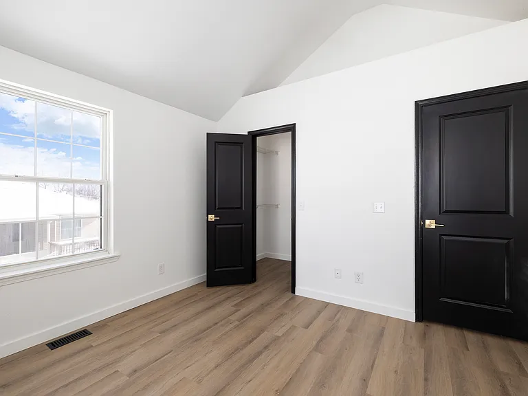 826 S Hickory Ln — Photo 16