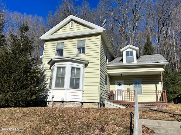 1073 Dalton Ave, Pittsfield, MA 01201
