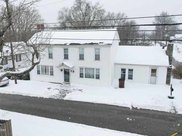 615 West St, Bedford, KY 40006