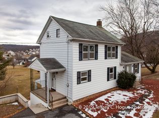 320 Wernersville Rd, Reading, PA 19608