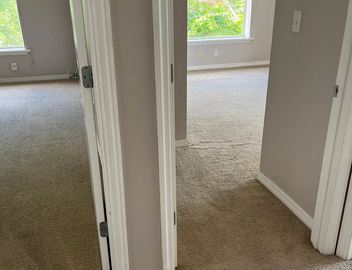 2 bed, 1.0 bath, 970 sqft, $1,400 — Photo 3