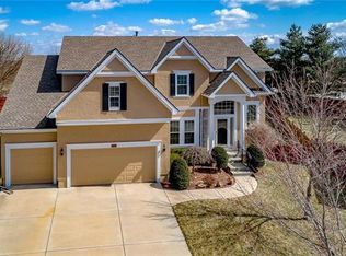 15853 Linden St, Overland Park, KS 66224