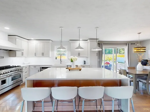 14 Lighthouse Ln, Westminster, MA 01473