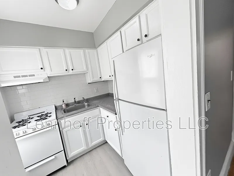 25 Portland St #16