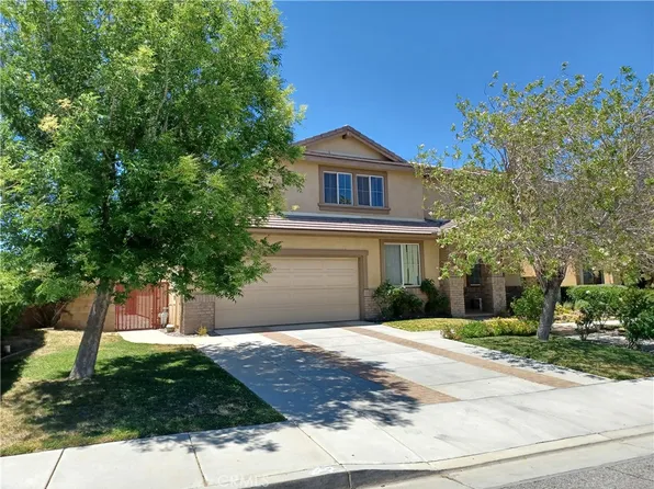 37105 Firethorn St, Palmdale, CA 93550