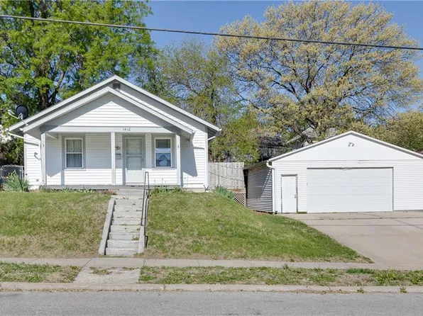 1410 S 26th St, Saint Joseph, MO 64507