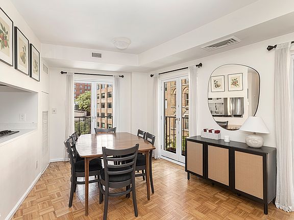 4th image of 254 W 10th St APT 4B