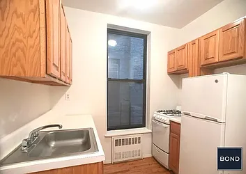 Rented by Bond New York