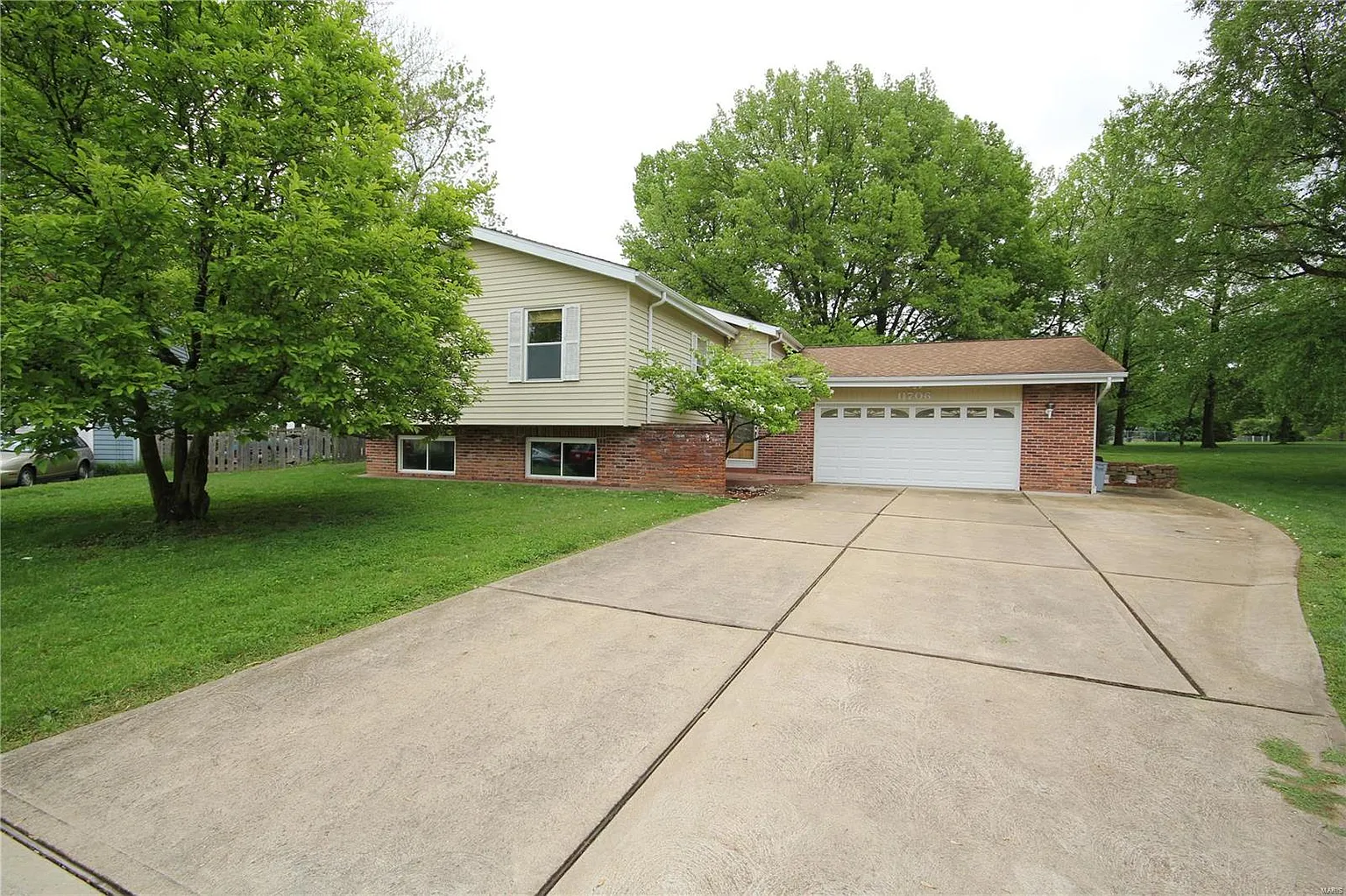 11706 Devonshire Ave photo 1