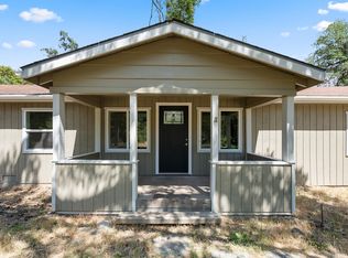 6615 Rockydale Rd, Cave Junction, OR 97523