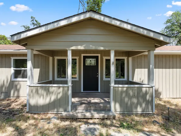 6615 Rockydale Rd, Cave Junction, OR 97523