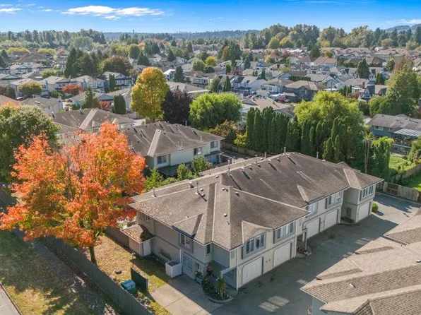 750 Prairie Ave #114, Pt Coquitlam, BC V3B 1R8