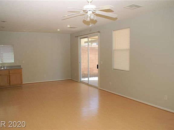 5th image of 241 Buena Adventura Ln