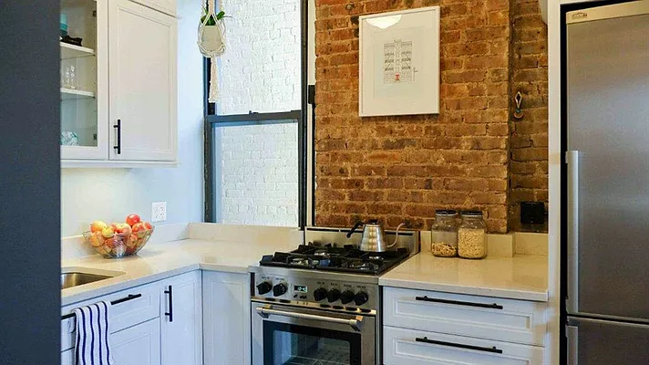 Sold by Corcoran | media 17