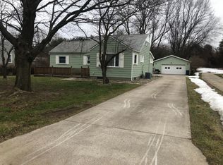 6831 W Lake Rd, Fairview, PA 16415