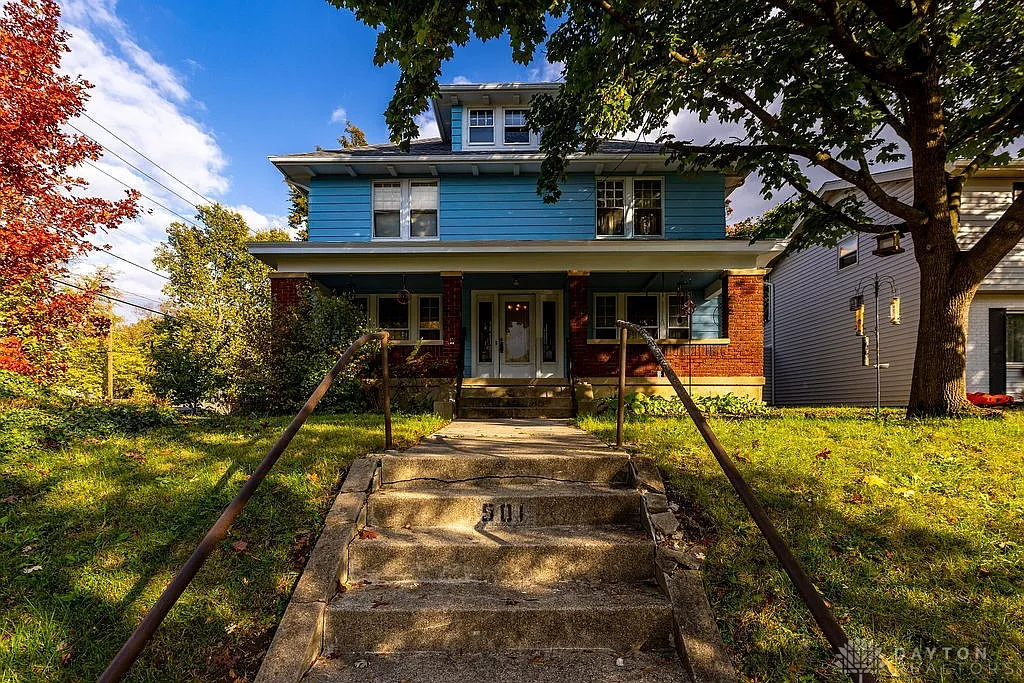 501 Stanley St photo 1