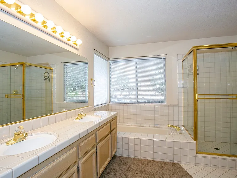 5809 Lincoln Ave — Photo 18