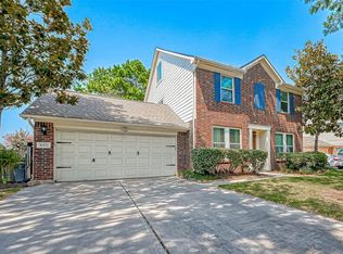 16826 Coralbend Ln, Houston, TX 77095