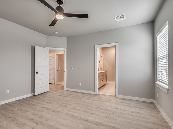 5th image of 11337 N Blackwelder Ave #10A