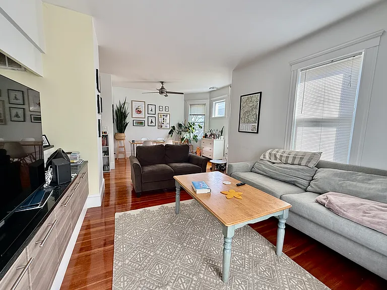 27 Fainwood Cir #3 — Photo 2