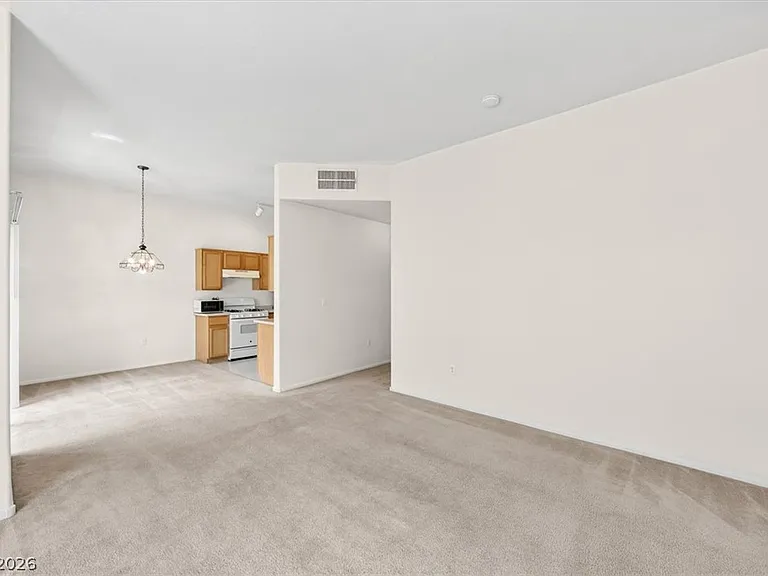 3320 Cactus Shadow St #103 — Photo 8