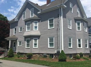 664 Hanover St, Fall River, MA 02720