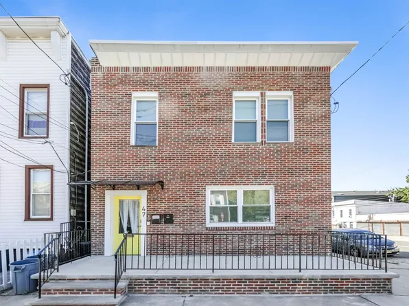 47 Carlton Avenue image 3 of 21