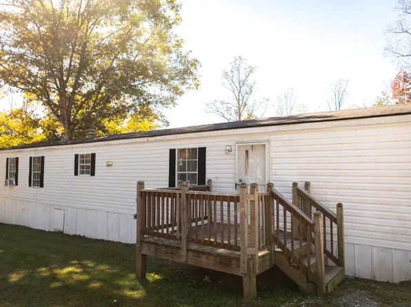 3013 Trophy Ct, Morganton, NC 28655