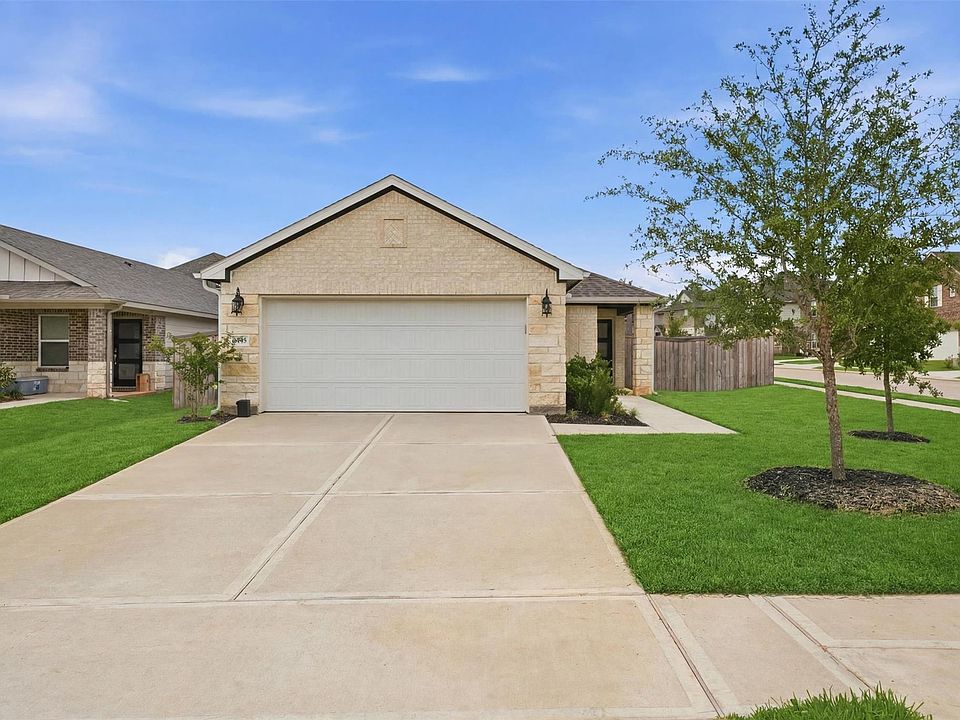 1st image of 6745 Chinapkin Oak Ln