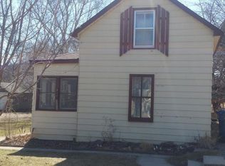 810 Riverside Ct, Fergus Falls, MN 56537