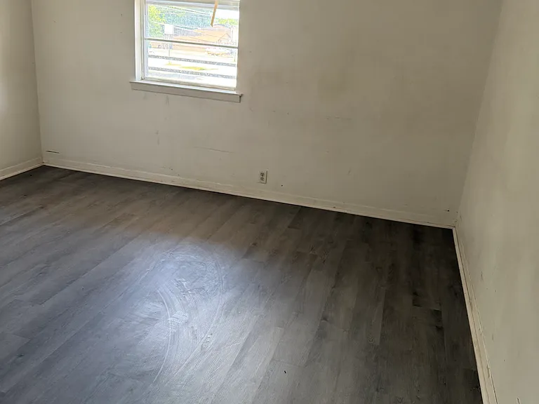 414 E Avenue A #204 — Photo 11