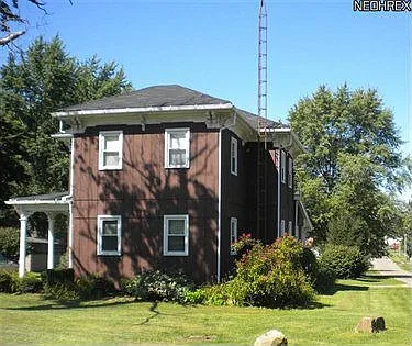 133 Market St N photo 1