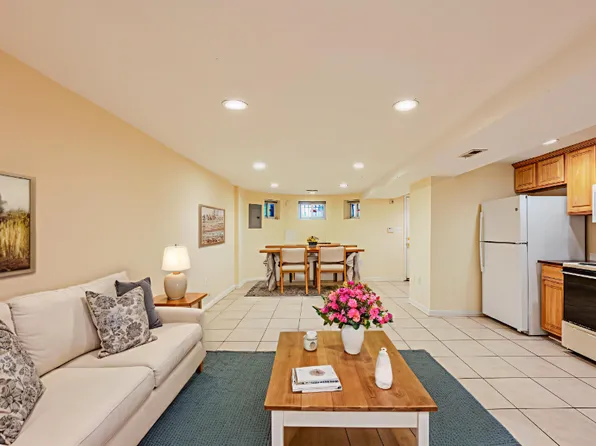 3415 Brown St NW #Eb, Washington, DC 20010